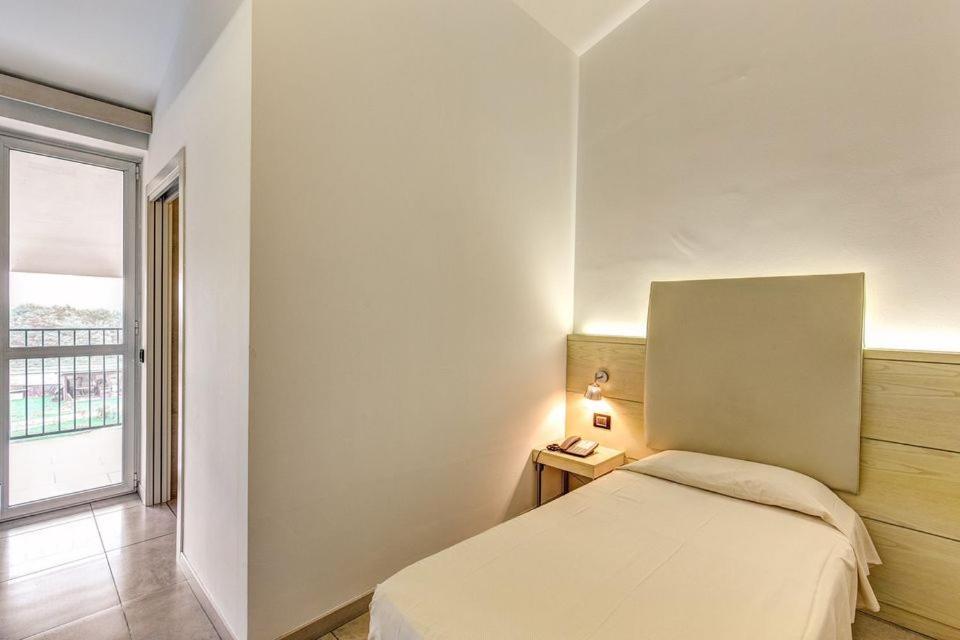 Hotel Fiera Milano Rho Exterior foto