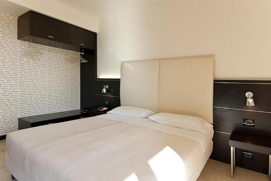 Hotel Fiera Milano Rho Zimmer foto