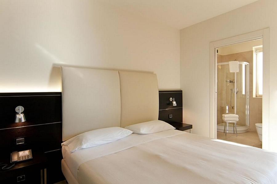 Hotel Fiera Milano Rho Zimmer foto